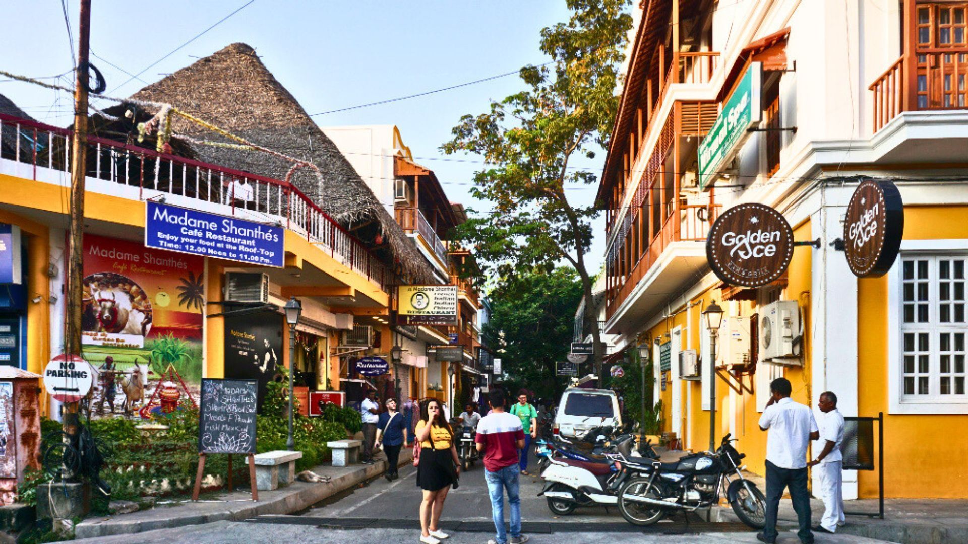 Explore the French Quarter (White Town)